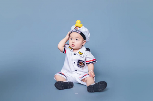 湖北宝宝老摇头怎么回事