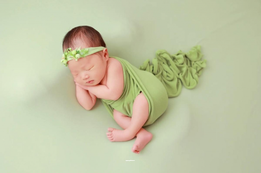 湖北孕妇家中站立分娩